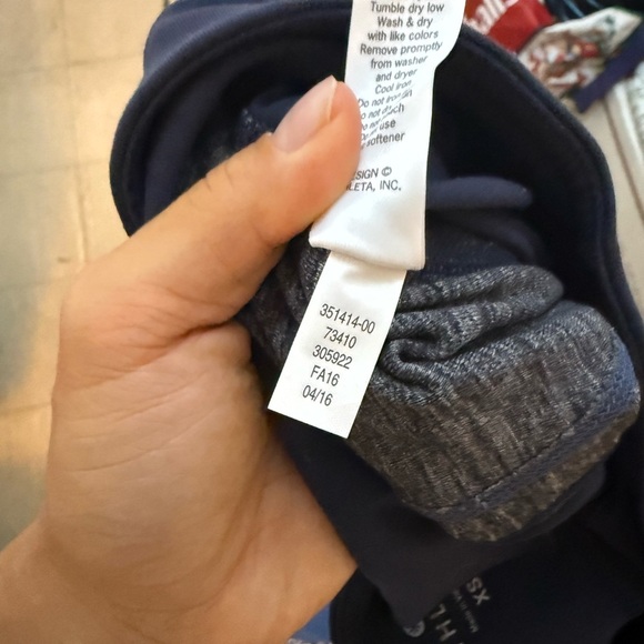 Athleta Shine Revelation Colorblock Crop Leggings - Picture 4 of 6